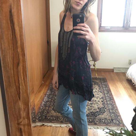 High-low Ruffled Tunic Top - Picture 5 of 5